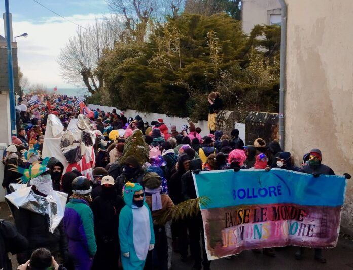 Une fête bretonne contre l’empire Bolloré