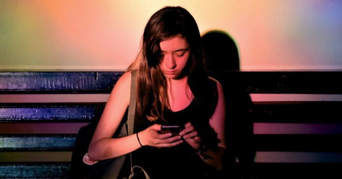 « TikTok est une vitrine du suicide adolescent » alerte une citoyenne "TikTok est une vitrine du suicide adolescent" alerte une citoyenne