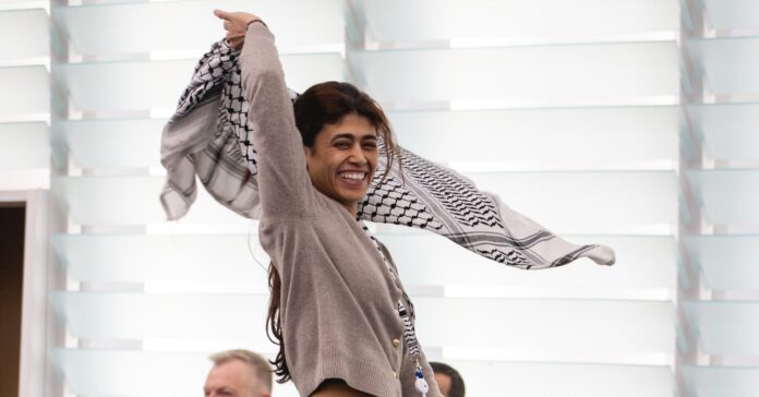 Rima Hassan : « Israël doit se décoloniser de l’intérieur » Rima Hassan : "Israël doit se décoloniser de l'intérieur"