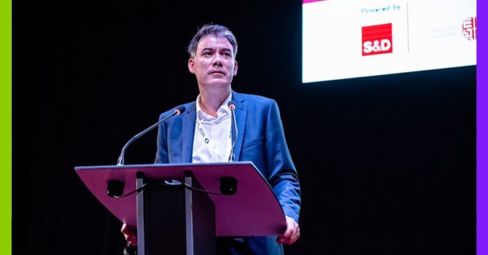 Parti socialiste, ou l’éternel cycle de la trahison Parti socialiste, ou l'éternel cycle de la trahison