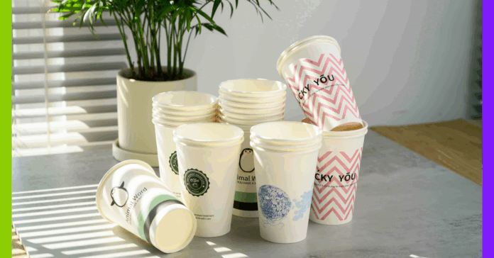 Bernard Arnault, gobelets et CNews : les 10 infos de la semaine