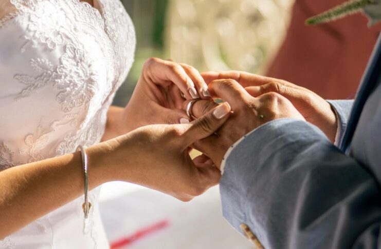 Devoir conjugal, régularisation et PFAS : les 10 bonnes nouvelles de la semaine ! devoir conjugal, régularisation et PFAS : les 10 bonnes nouvelles de la semaine !