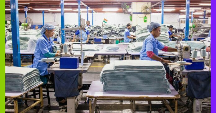 Comment le polyester empoisonne la planète et les corps Comment le polyester empoisonne la planète et les corps