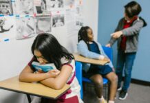 Neurodivergence : de l’exclusion sociale au trauma complexe Neurodivergence : de l’exclusion sociale au trauma complexe