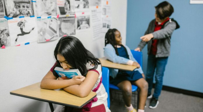 Neurodivergence : de l’exclusion sociale au trauma complexe Neurodivergence : de l’exclusion sociale au trauma complexe