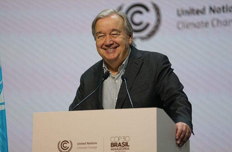 Objectifs de développement durable : 10 ans de promesses et d’illusions Objectifs de développement durable : 10 ans de promesses et d'illusions