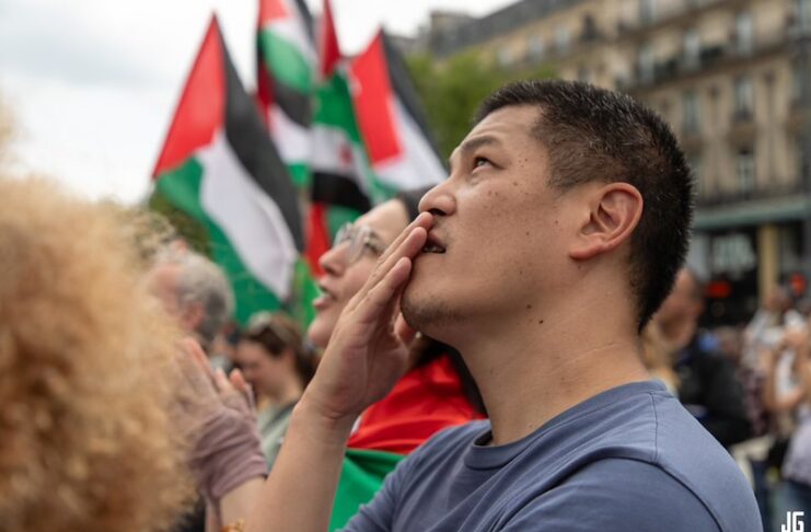 Action d’XR pour la Palestine : retour sur un épisode de violences policières Action d’XR pour la Palestine : retour sur un épisode de violences policières