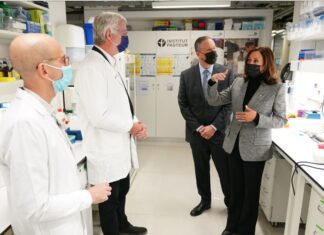 Vaccination et désinformation : les défis de la communication officielle Vaccination et désinformation : les défis de la communication officielle