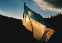 Ukraine, exilés et trans : les 10 infos de la semaine