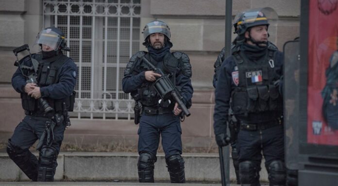 Peut-on voter quand on veut abolir le système ? Voter quand on veut abolir le système