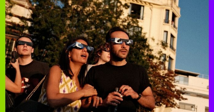 Éclipse, cinquième canicule, pompiers en grève : les 10 infos de la semaine