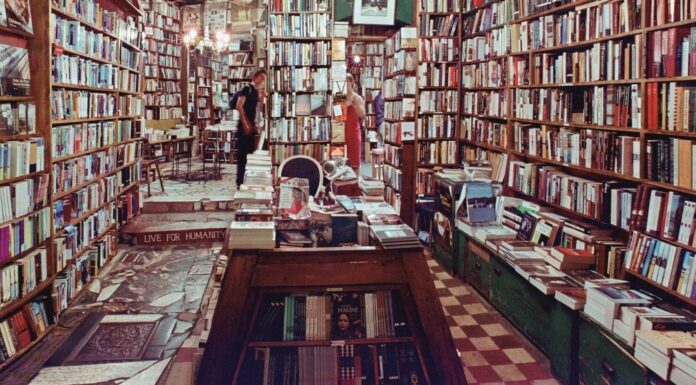 Des livres sacrifiés pour entraîner l’IA Des livres sacrifiés pour entraîner l’IA