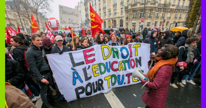 Parcoursup : huit ans d’une machine libérale qui broie les rêves de la jeunesse Parcoursup : huit ans d’une machine libérale qui broie les rêves de la jeunesse