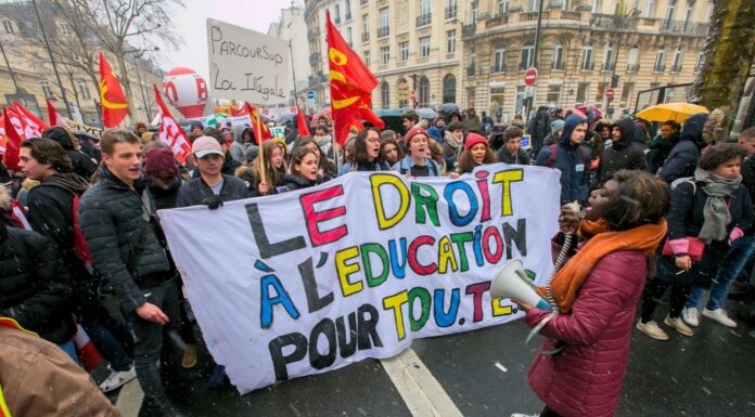 Parcoursup : huit ans d’une machine libérale qui broie les rêves de la jeunesse Parcoursup : huit ans d’une machine libérale qui broie les rêves de la jeunesse