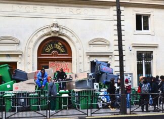 Mobilisation lycéenne : ce gouvernement qui mutile des enfants Mobilisation lycéenne : ce gouvernement qui mutile des enfants