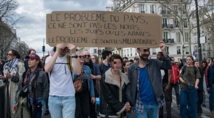 Attentat raciste de Trappes : l’extrême droite face à ses responsabilités Attentat raciste de Trappes : l'extrême droite face à ses responsabilités